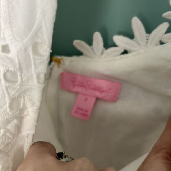 Lilly Pulitzer ANNABELLE SHIFT DRESS Resort White Sunflower Eyelet - Picture 4 of 8